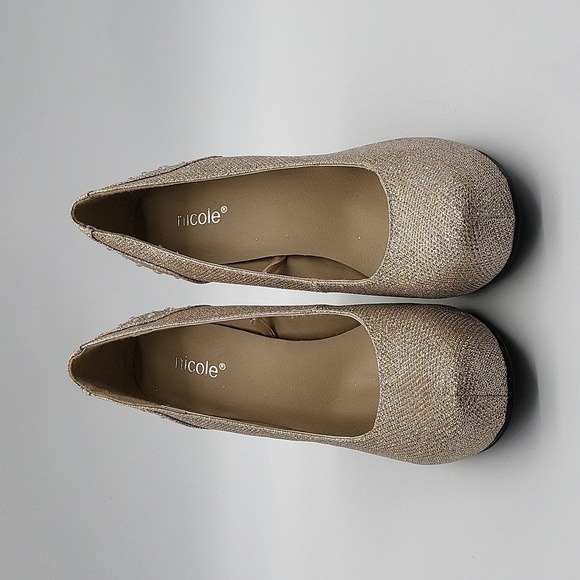 609- Nicole Platforms Heels Size 8 M - Picture 3 of 9